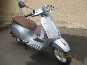 VESPA PRIMAVERA 125