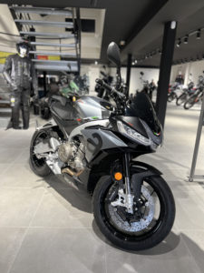 APRILIA TUONO 660