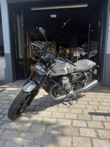 MOTO GUZZI V7 STONE