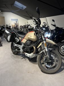 MOTO GUZZI V85 TT TRAVEL PACK 850